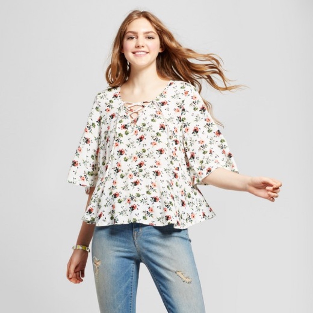 Mossimo Supply Co Women's Woven Lace Up Floral Blo